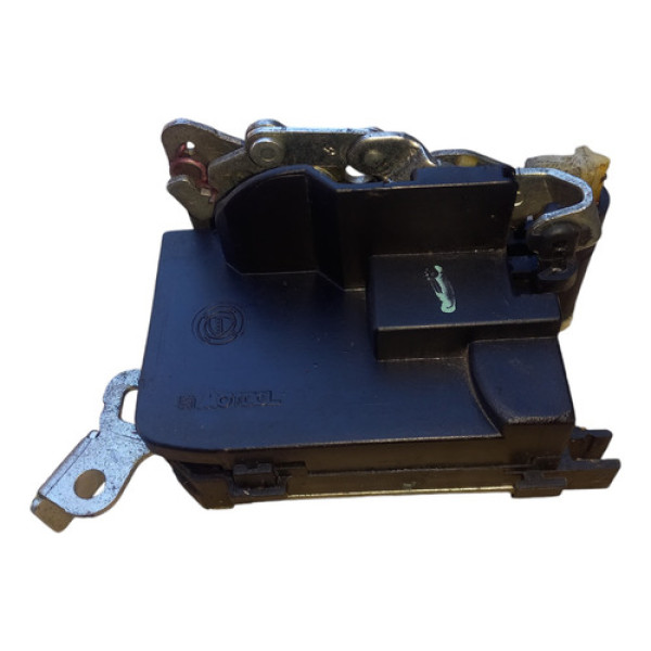 Fechadura Manual Traseira Direita Fiat Palio 2005 A 2015