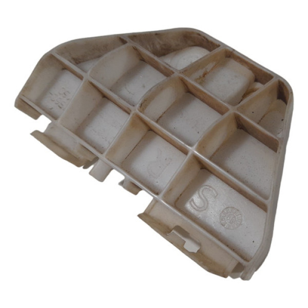 Guia Parachoque Traseiro Direito Toyota Corolla 2009 A 2014 