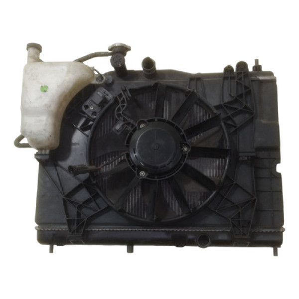 Defletor Ventoinha Radiador C/ Radiador Água 1.6 2009 A 2014