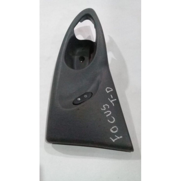 Moldura Maçaneta Porta Tras Dir Focus 2000 A 2007 Orig