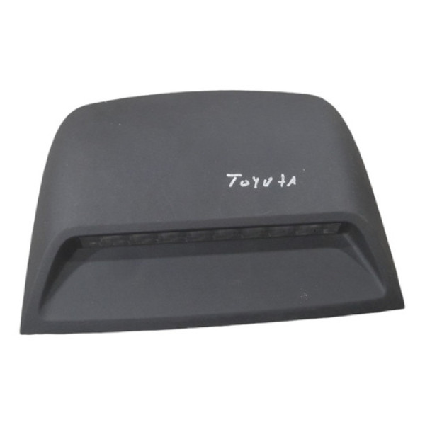 Break Light Tampa Traseira Toyota Etios 2013 A 2016