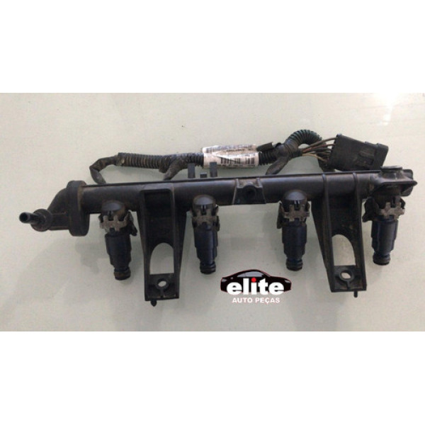 Flauta C/bico Injetor C/chicote Clio Logan Sandero 6 A 10 82