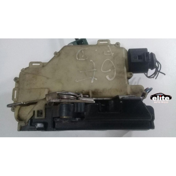 Fechadura Porta Traseira Direito Golf Passat Bora 1999 A 201