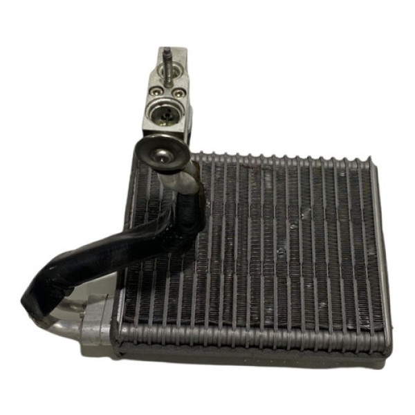 Radiador Ar Condicionado C Válvula Punto 2008 A 2016 
