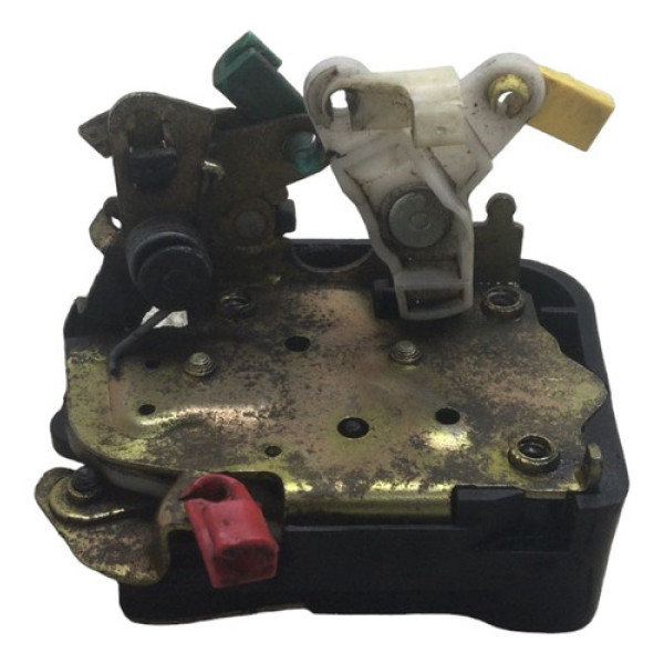 Fechadura Porta Traseira Esquerda Pt Cruiser 2001 A 2009