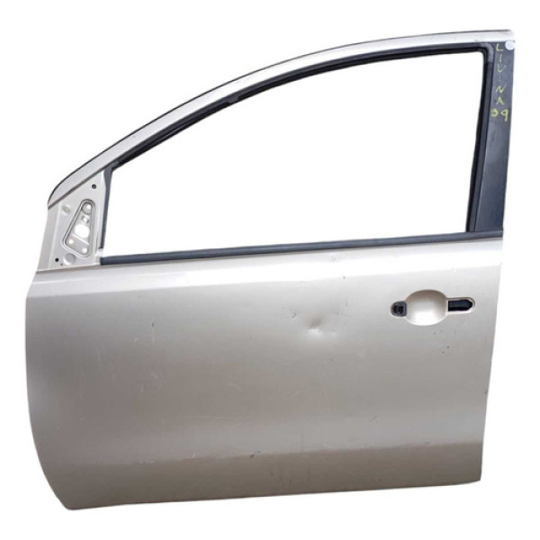Porta Dianteira Esquerda Nissan Livina 2009 2010 A 2014