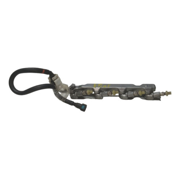 Flauta Combustível Com Bicos Injetor Etios 1.5 2012 A 2018