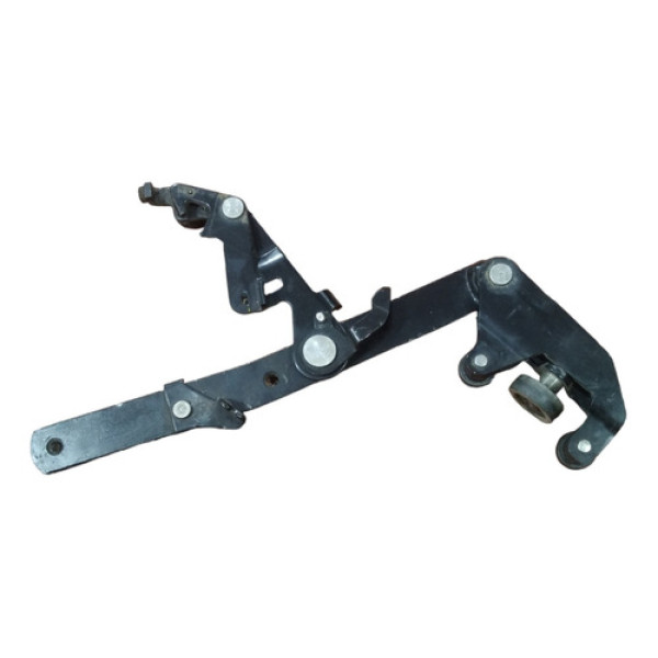 Guia Inferior Porta Lateral Esq Corrediça  Doblo 2002 A 2018