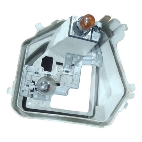 Circuito Soquete Lanterna Traseira Esquerda Voyage 2016-2018