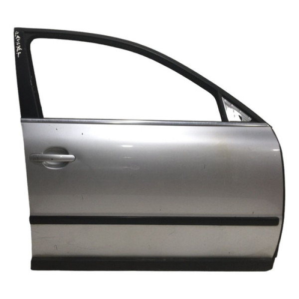 Porta Dianteira Direita Passat 1997 1998 1999 2000 A 2005