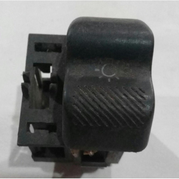 Botão Farol Sem Reostato Gol Bola Saveiro Parati 1994 A 1997