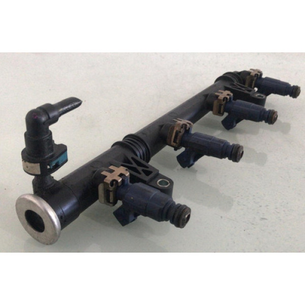 Flauta Com Bico Injetor Cobalt 1.4 8v 2013 A 18  94 702 525