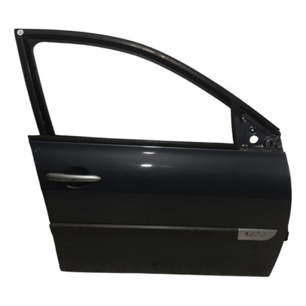 Porta Dianteira Direita Renault Megane G. Tour 2006 A 2012