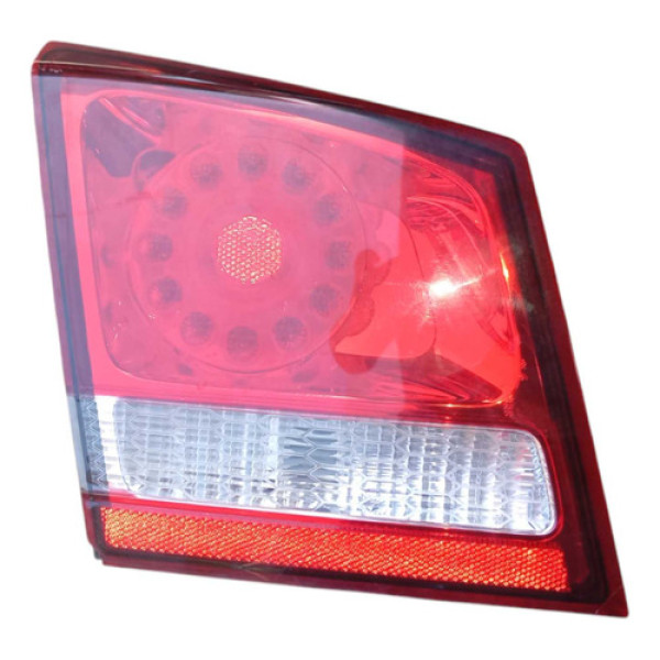 Lanterna Tampa Traseira Lado Esquerdo Freemont 2011 A 2016 