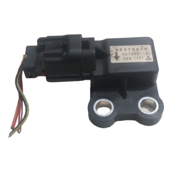 Sensor De Impacto Mitsubishi Pajero Tr4 2010 2011 A 2015