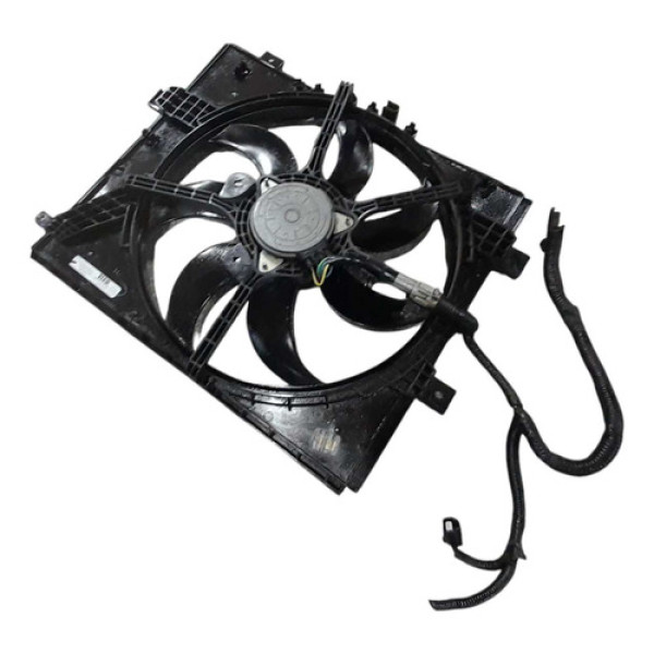 Defletor Ventoinha Nissan March Versa 1.6 Com Ar 2010 A 2015