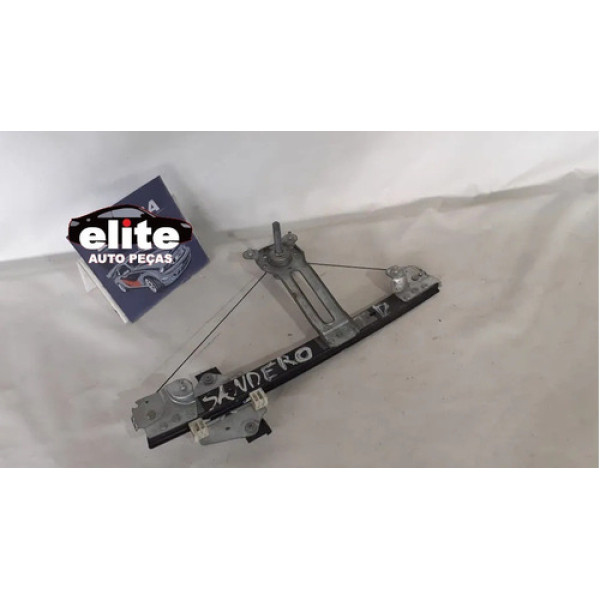 Máquina De Vidro Manual Tras Dir Sandero 2007 08 09 10 2011