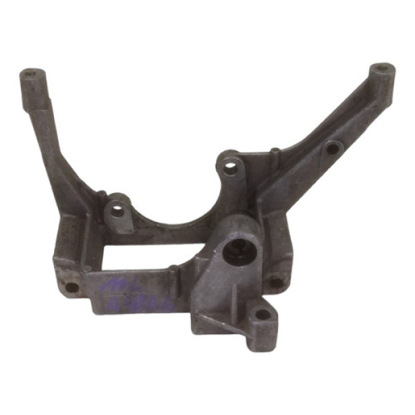 Suporte Bomba Hidráulica Audi A4 2.8 1998 1999 2000 A 2001