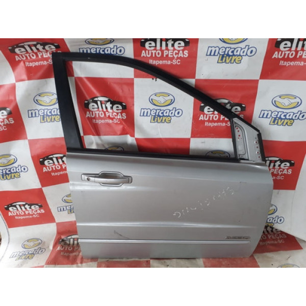 Porta Dianteira Lado Direito Sangyoung Ano 2010 