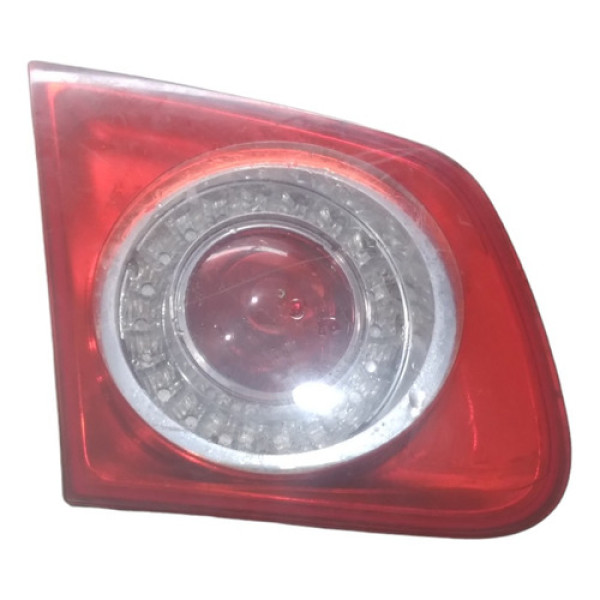 Lanterna Tampa Traseira Lado Esquerdo Vw Jetta 2006 A 2010
