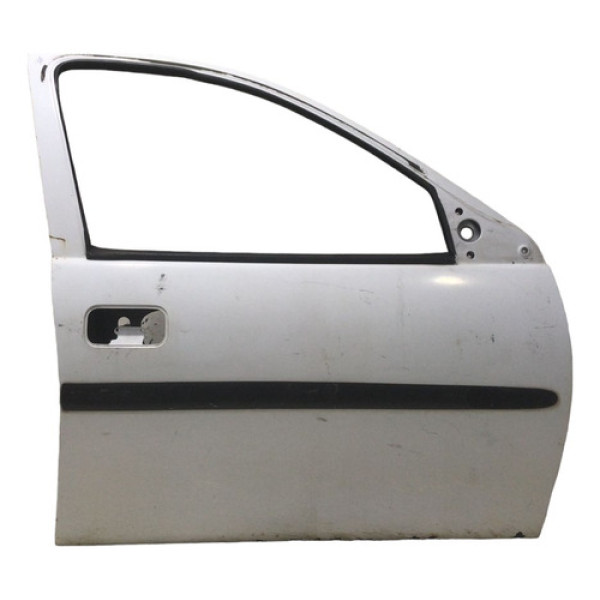 Porta Dianteira Direita Corsa Classic Anos 1995 Até 2014