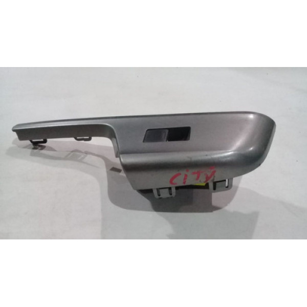 Moldura Comando Vidro Elet. Porta Tras Esq City Ano 2017