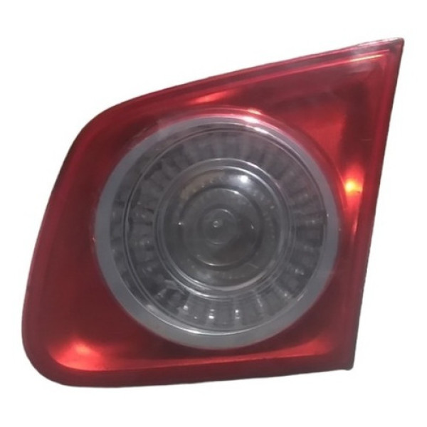 Lanterna Tampa Traseira Lado Direito Vw Jetta 2007 A 2010