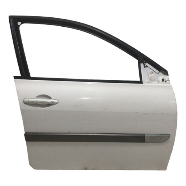 Porta Dianteira Direita Megane Sedan 2006 2007 A 2011 2012