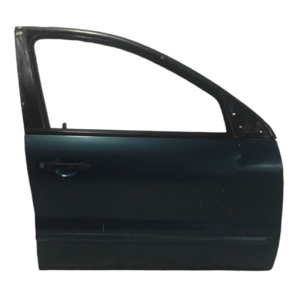 Porta Dianteira Direita Fiat Marea Brava 1998-2006 Detalhe