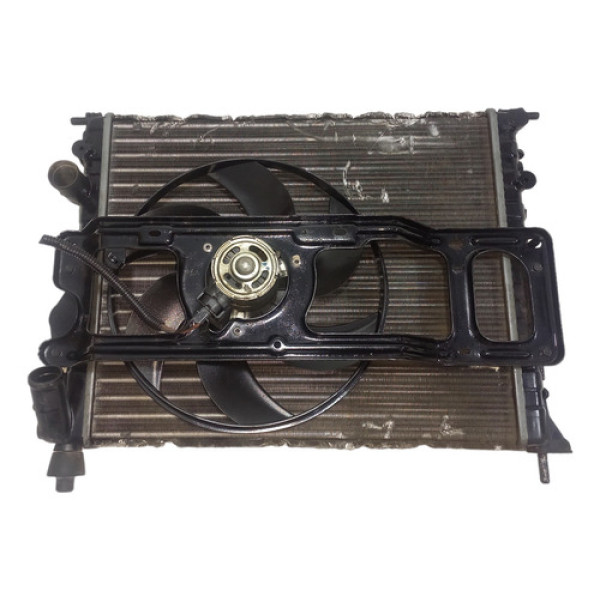 Kit Radiador Sem Ar Renault Clio 1.0 8v 1999 2000 A 2005 
